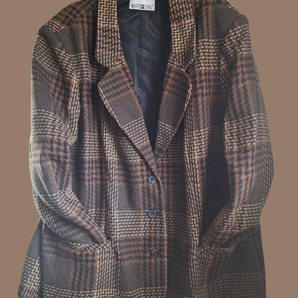 Vintage White Stag Women's Brown Plaid Jacket